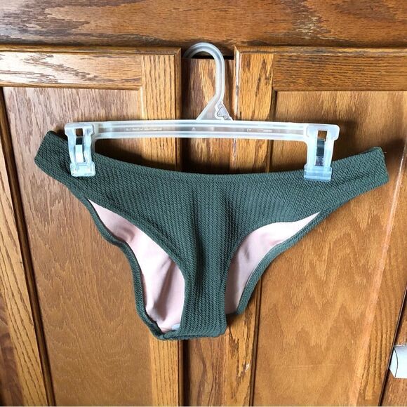 NWT J Crew Textured Curved Waist Cheeky Bikini Bottom Safari Green Size M - Picture 5 of 8